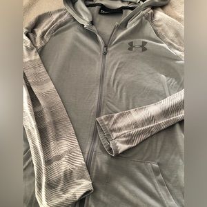 Brand NWT under armor zip up